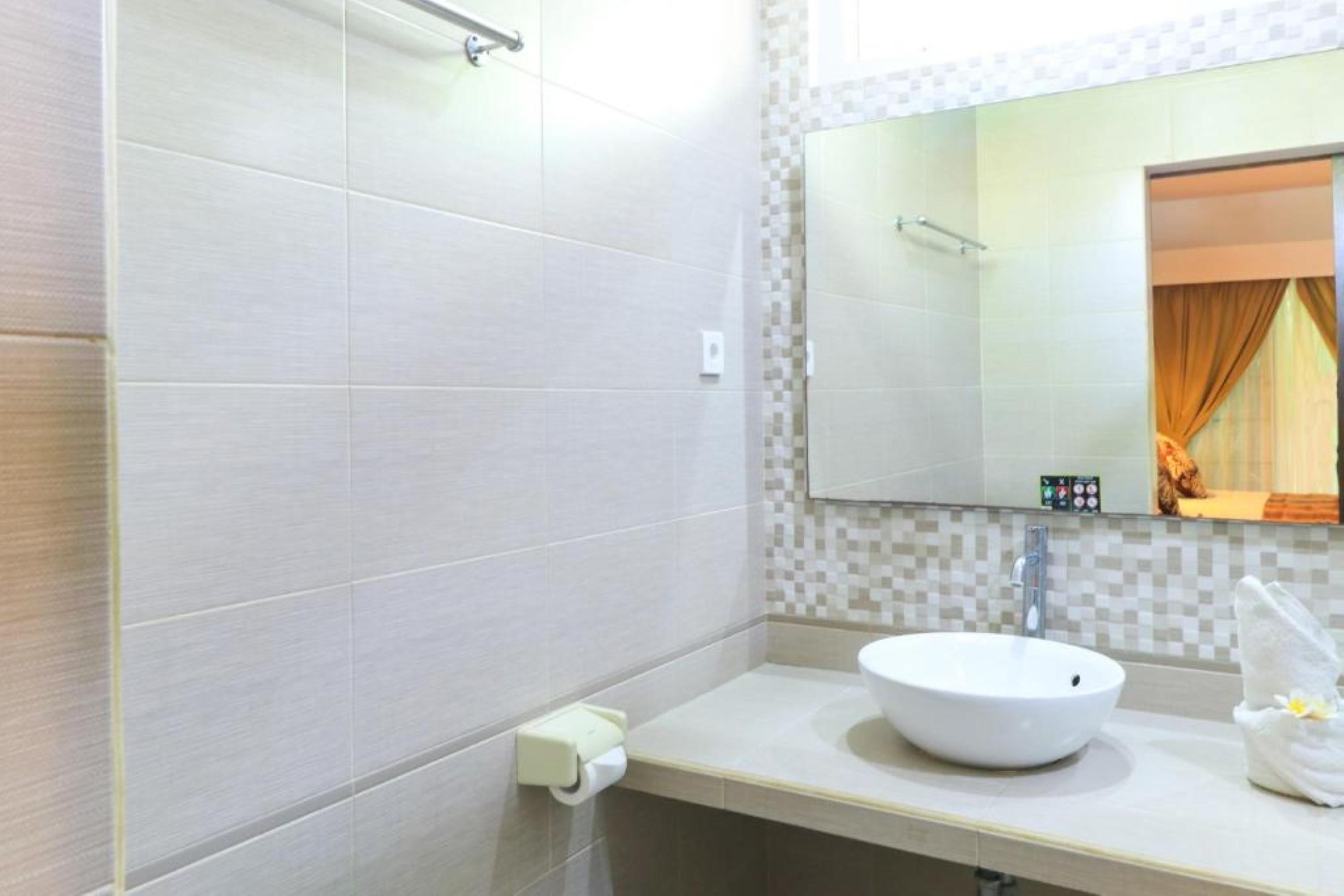 Ayu Lili Garden Hotel Kuta Kuta Lombok Extérieur photo