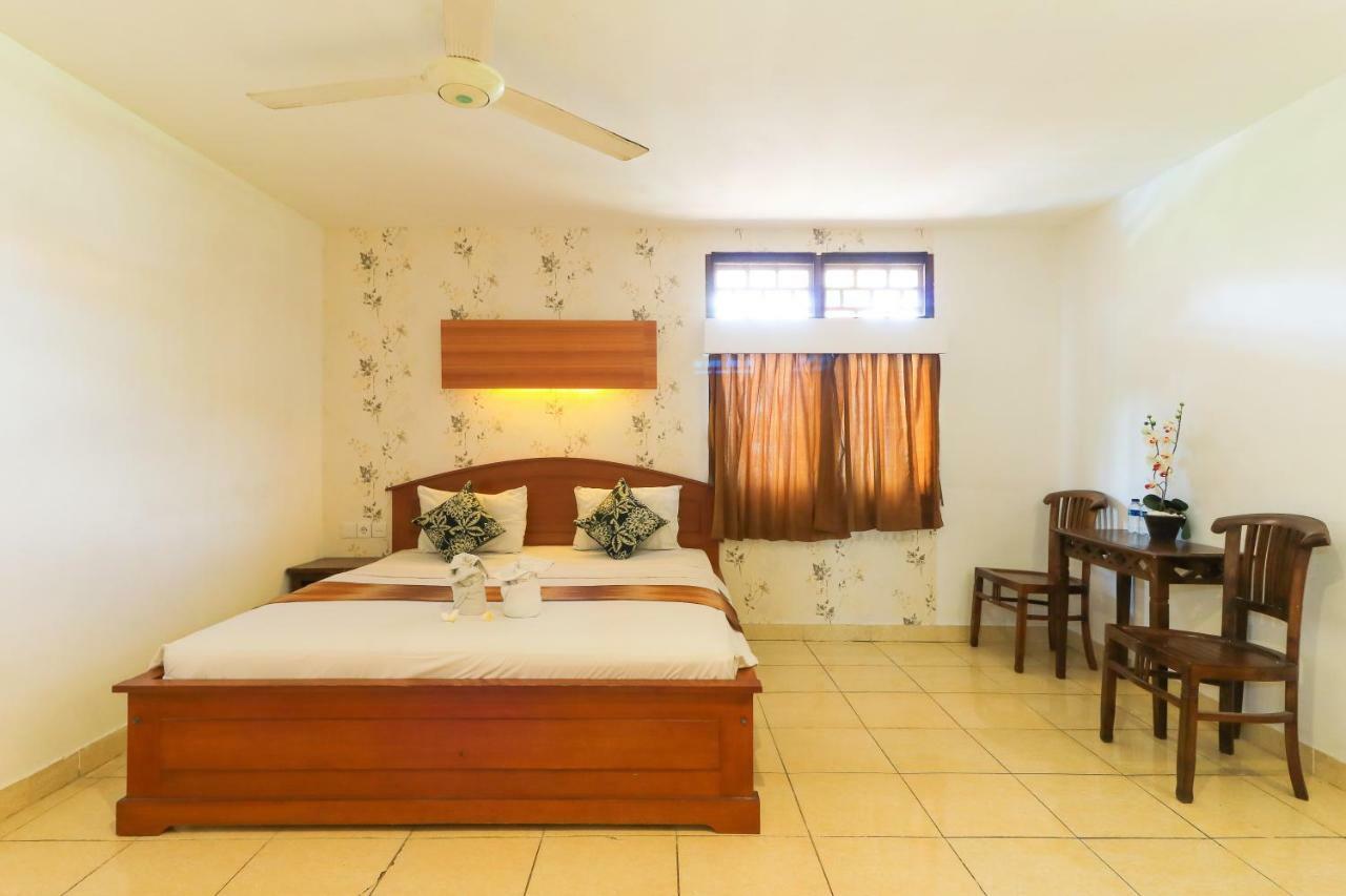 Ayu Lili Garden Hotel Kuta Kuta Lombok Extérieur photo