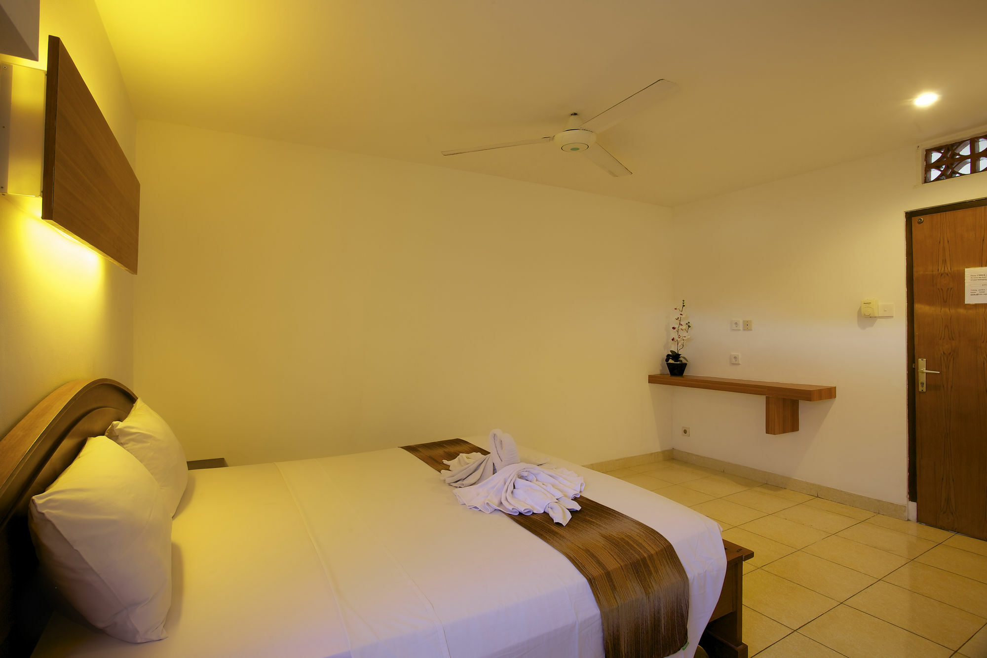 Ayu Lili Garden Hotel Kuta Kuta Lombok Extérieur photo