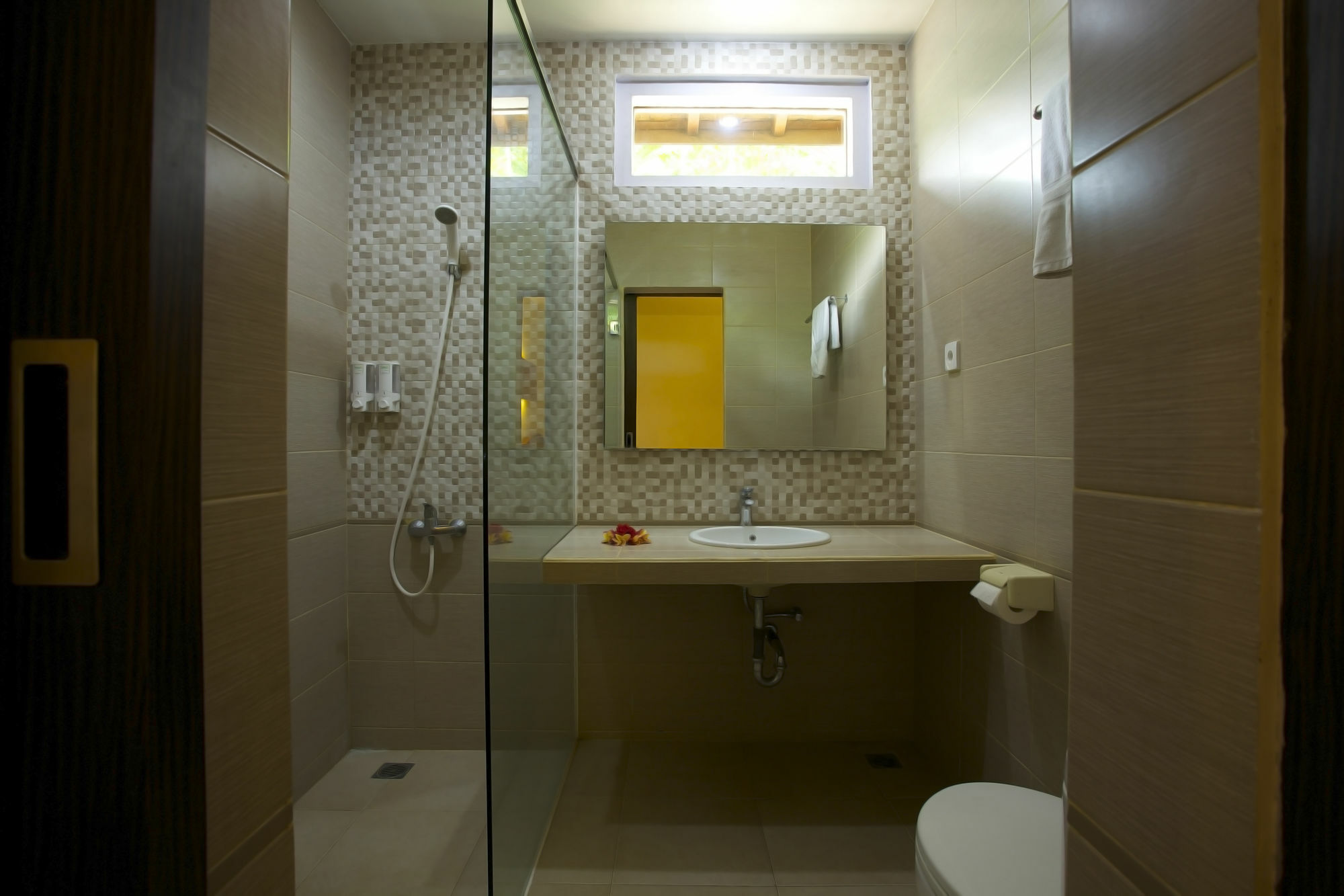 Ayu Lili Garden Hotel Kuta Kuta Lombok Extérieur photo